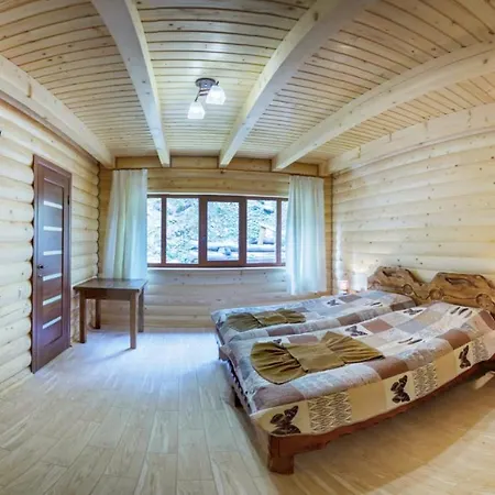 зірка міжгір'я Hotel *