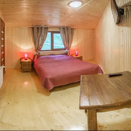 Hotel зірка міжгір'я *